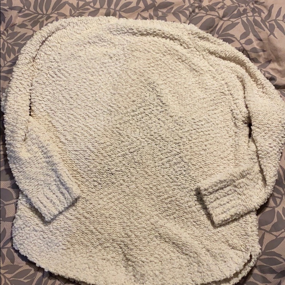 Doe & Rae super soft star sweater - Picture 4 of 5